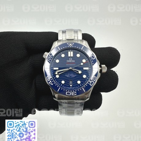 VS공장 오메가 씨마스터 다이버 300M 스틸 블루다이얼 브레이슬릿 2018 Seamaster Diver 300M VSF 1:1 Best Edition Blue Ceramic Blue Dial on SS Bracelet A8800 V2 (Black Balance Wheel)
