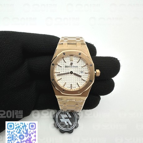 ZF공장 오데마피게 레이디 로얄오크 로즈골드금통 화이트다이얼 브레이슬릿  Lady Royal Oak 33mm 67651 RG ZF 1:1 Best Edition Black Textured Dial on RG Bracelet RONDA Quartz