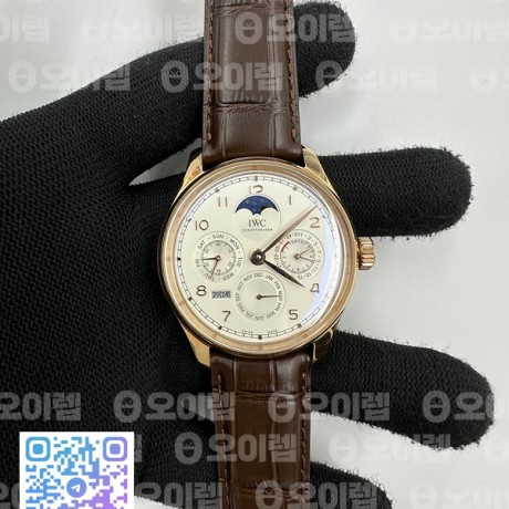 V9공장 포르투기저 애뉴얼캘린더 로골 화이트다이얼 가죽스트랩 Portuguese Real PR Real Annual Calendar IW503302 RG V9F Best Edition White Dial Brown Leather Strap A52610