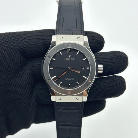WW공장 위블로 클래식퓨전 42mm 스틸 블랙다이얼 가죽스트랩 Classic Fusion Bang 42mm TI/RU Black WWF A1110