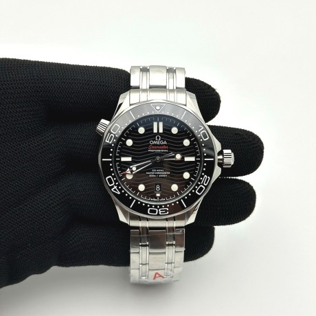 VS공장 오메가 씨마스터 다이버 300M 스틸 블랙다이얼 브레이슬릿 2018 Seamaster Diver 300M VSF 1:1 Best Edition Black Ceramic Black Dial on SS Bracelet A8800 V2 (Black Balance Wheel)