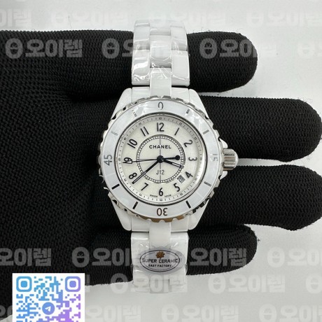 HT공장 샤넬 J12 화이트세라믹 33mm 여성용 세라믹브레이슬릿 솔리드백 J12 Ladies 33mm CER/CER Wht/Num EAST Swiss Qtz KOR EAST공장