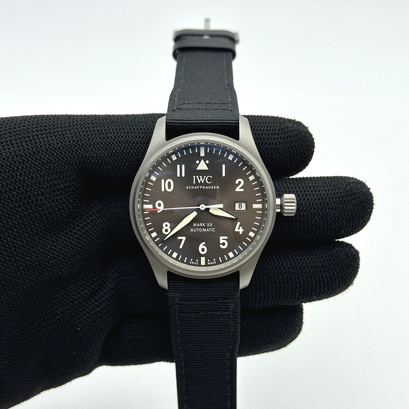 M+공장 IWC 마크20 그레이다이얼 블랙스트랩 Pilot Mark XX IW3282 Ti M+F 1:1 Best Edition Gray Dial on Black Nylon Strap MIYOTA 9015 엠플러스